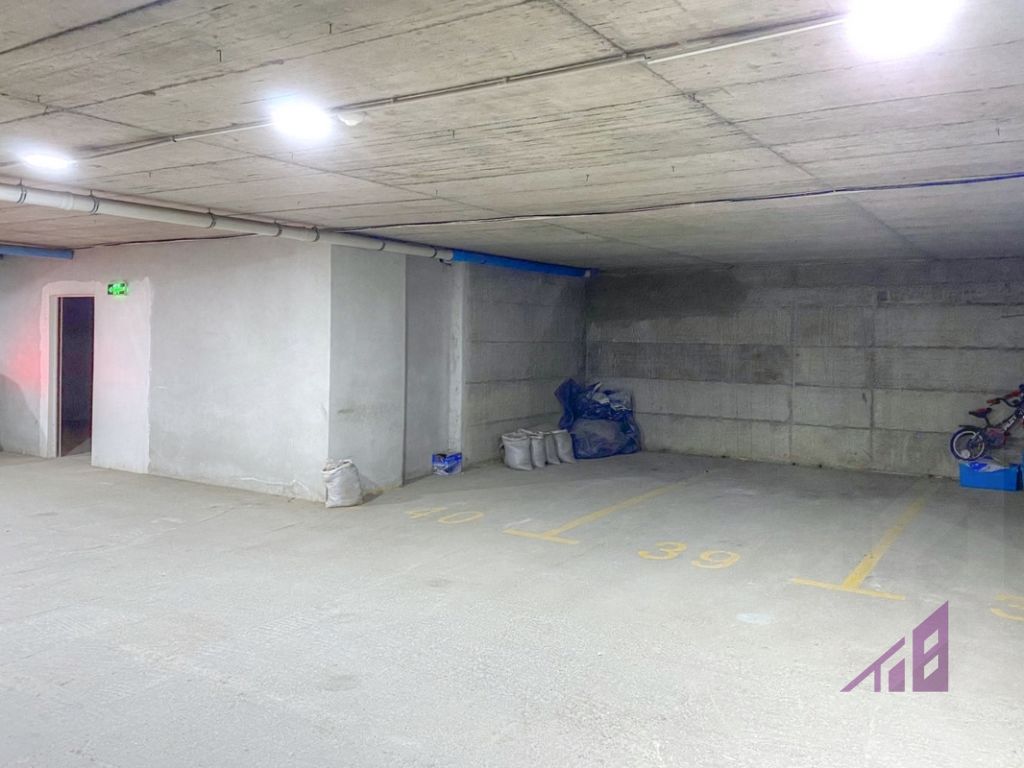 Penthouse me qira me 3 dhoma gjumi ne lagjen Arberia