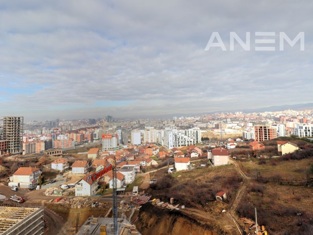 Zyre me qira 140m2 në Veternik