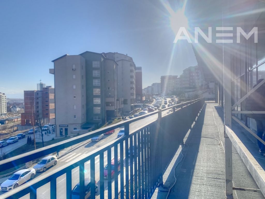 Objekt me qira 1170m2 në Arbëri0