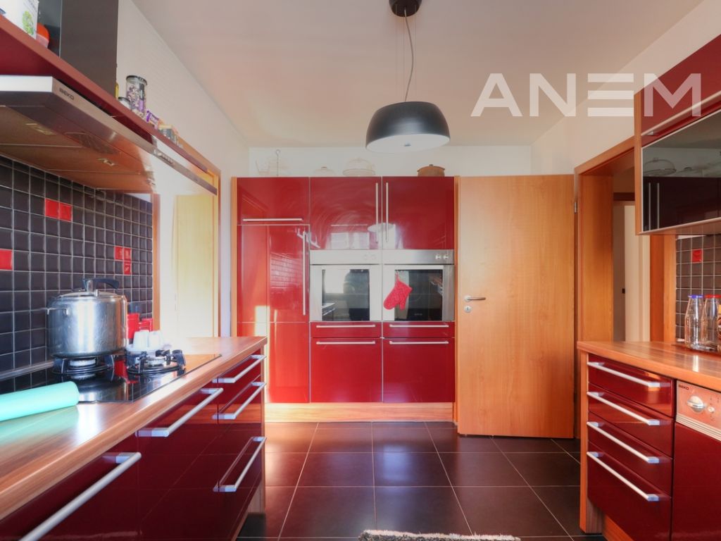 House for sale 249m2 in Marigona neighborhood 2