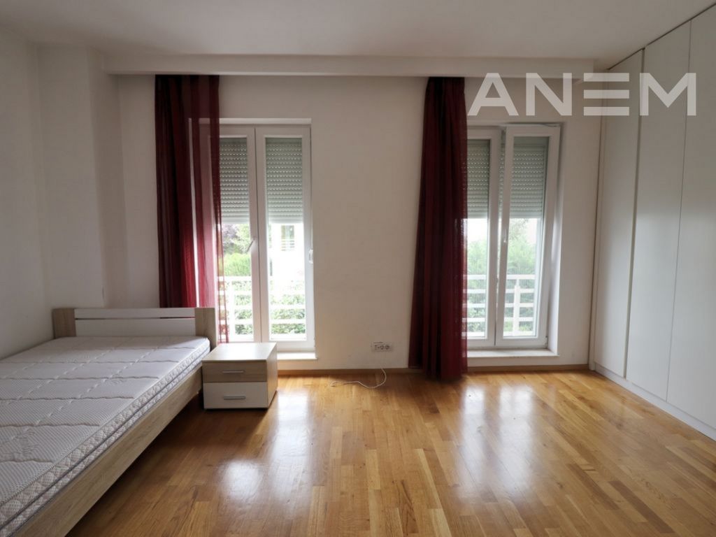 House for rent 174m² in Marigona Residence