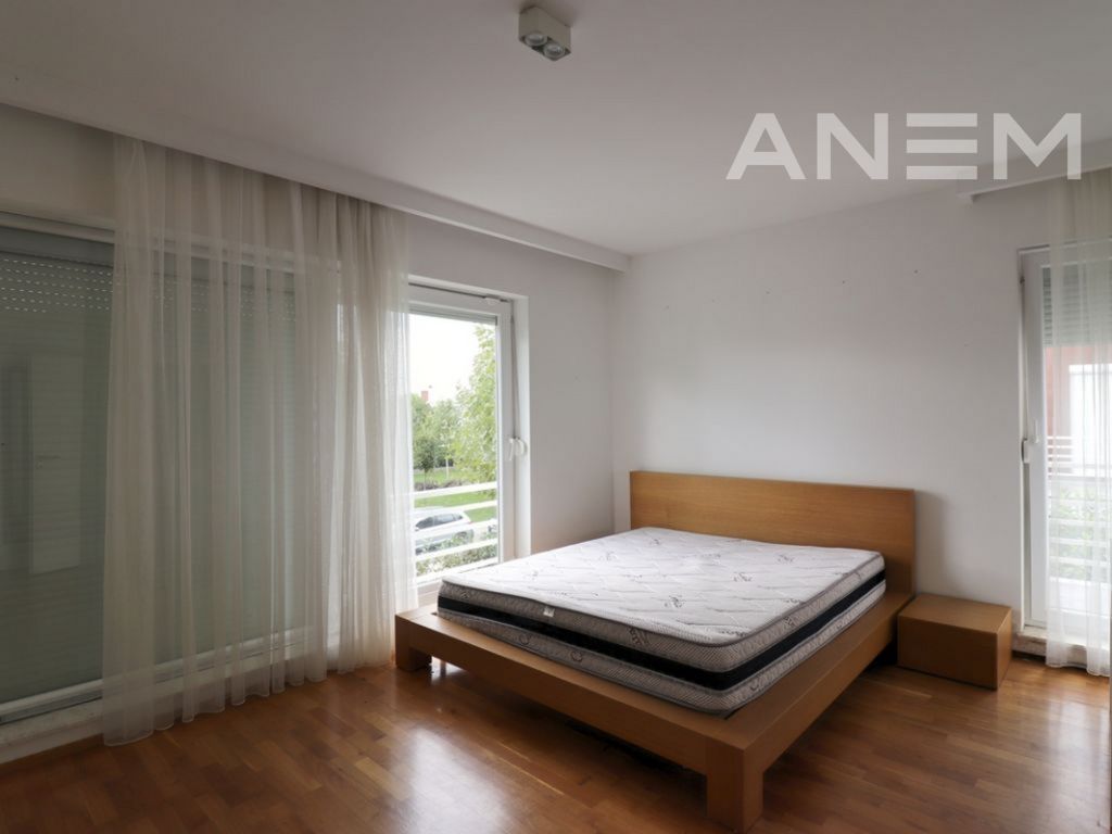 House for rent 174m² in Marigona Residence