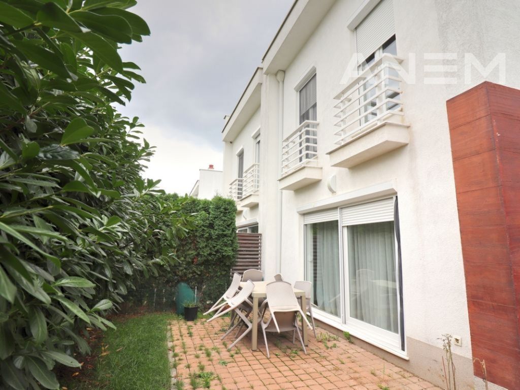 House for rent 174m² in Marigona Residence