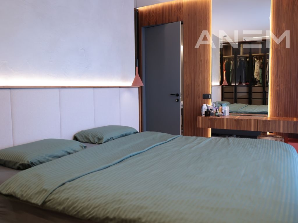 Penthouse në shitje 230m² në rrugën C6