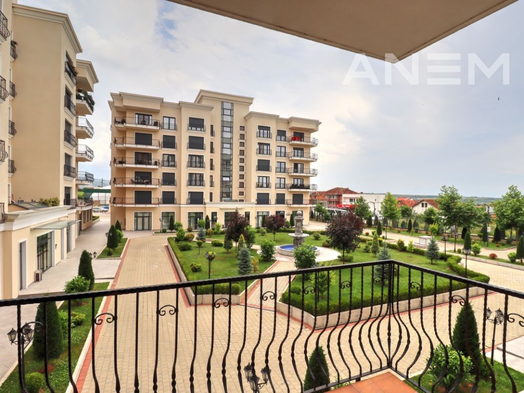 Banesë me qira me 2 dhoma gjumi në Diamond Residence1