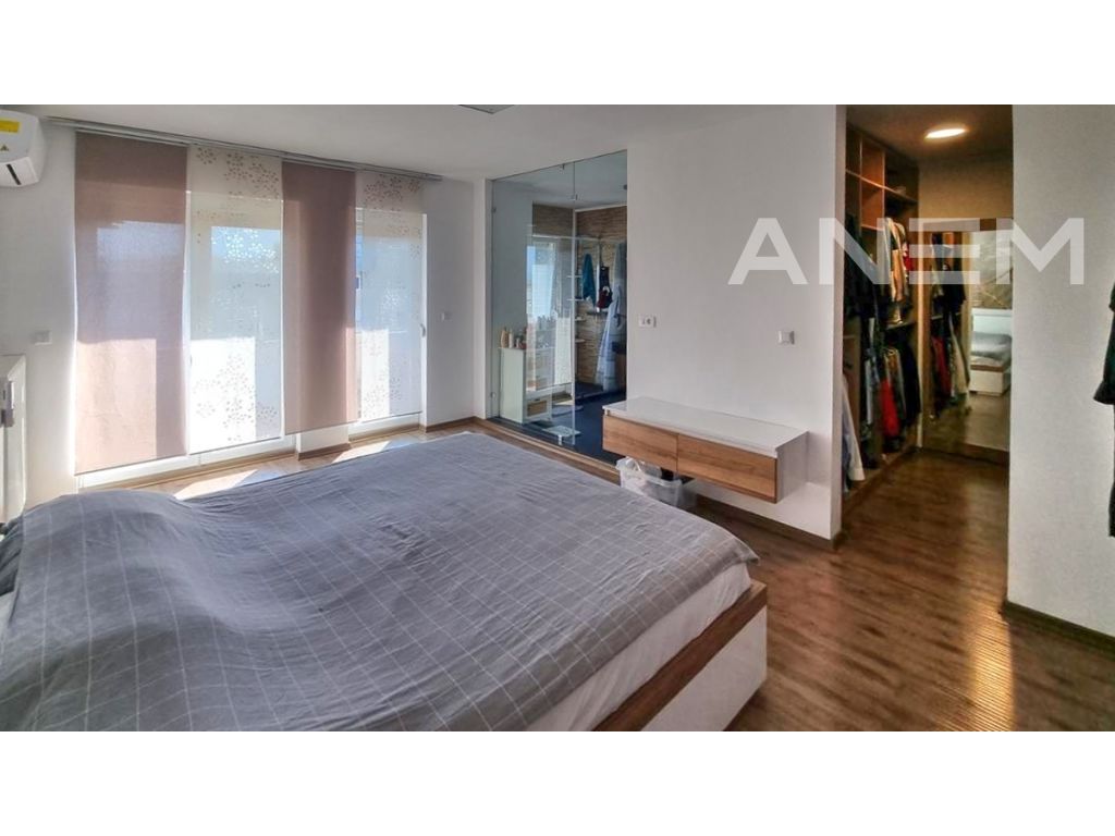 Penthouse me qira me 4 dhoma gjumi ne Arbëri5