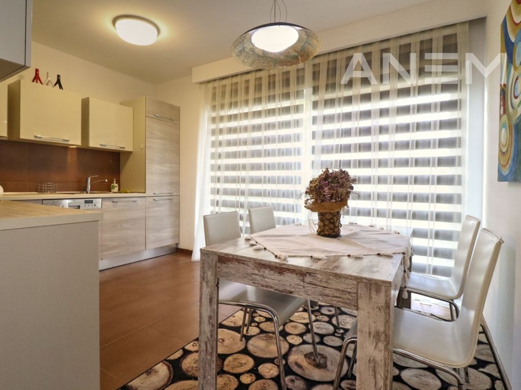 Shtëpi me qira 137m² në Marigona Residence