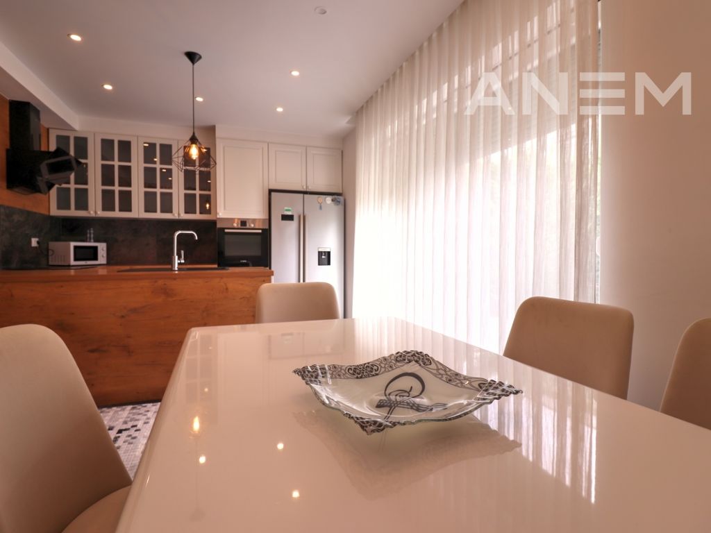 Shtëpi me qira 174m² në Marigona Residence
