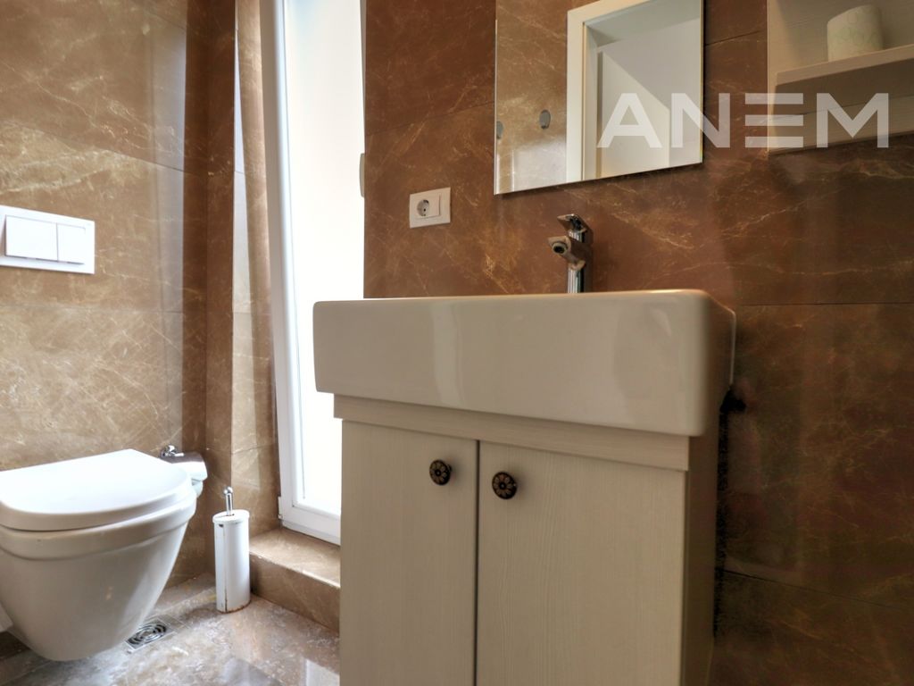 Shtëpi me qira 174m² në Marigona Residence