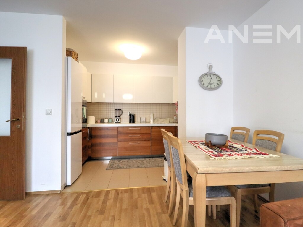 Banesë me qira me 2 dhoma gjumi në lagjën Arbëria