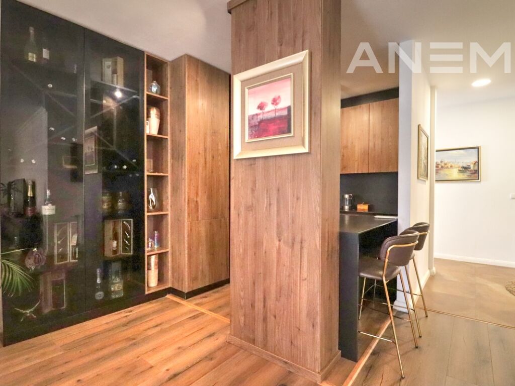 Apartment for sale 175m² in the Bregu i Diellit neighborhood5