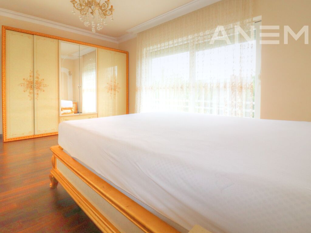 Shtëpi me qira 174m² në Marigona Residence