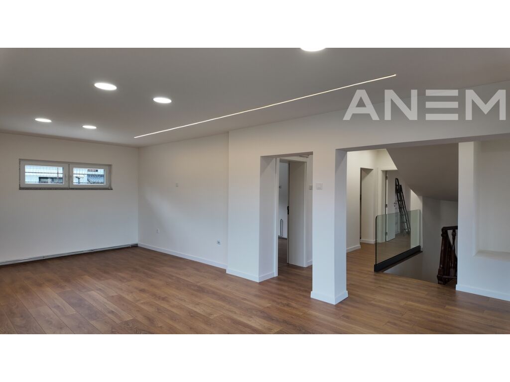 Objekt me qira 230m² në lagjen Arbëria