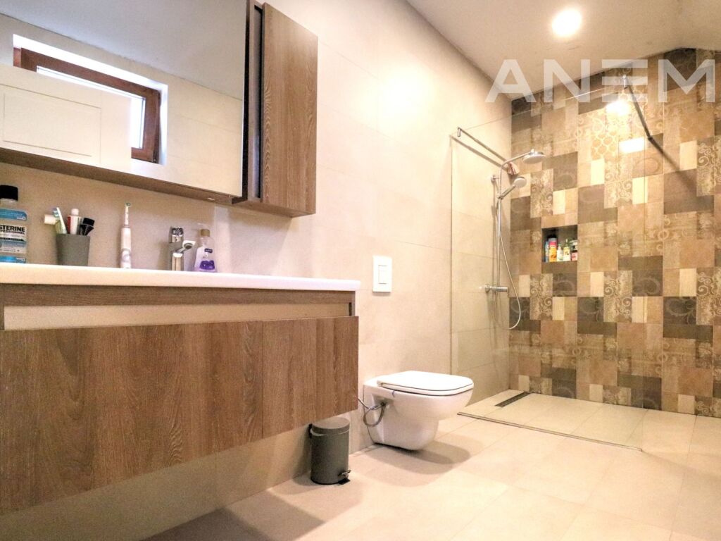 Shtëpi me qira 360m² në Marigona Residence19