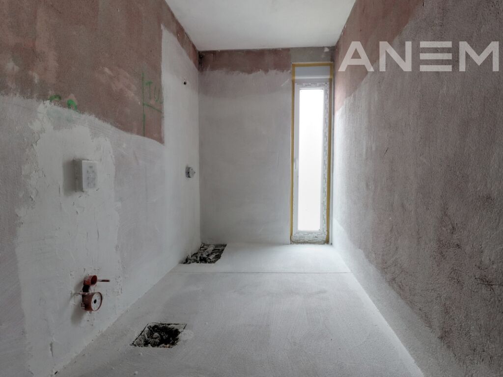 Shtëpi në shitje 300m²+38m² nënkulm në lagjen Qendresa Home23