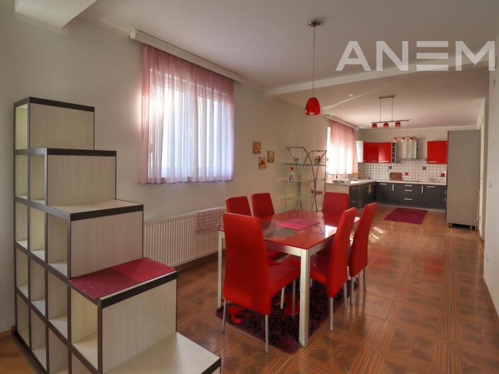Shtëpi në shitje 350m² në lagjën Veternik2