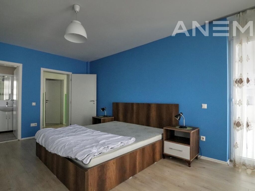 Shtëpi me qira me 4 dhoma gjumi te Lagjja Jonë13