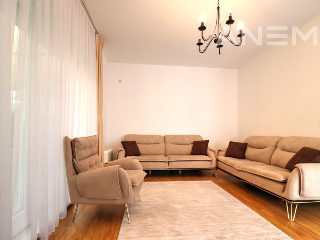 House for rent 174m² in Marigona Residence