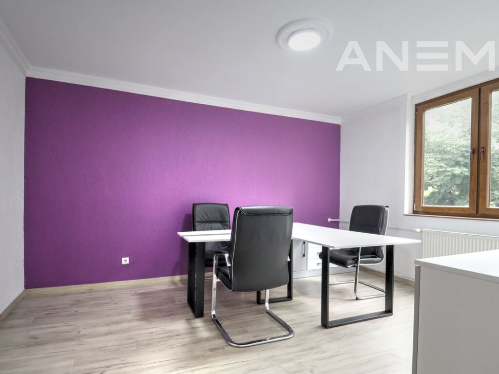 Zyre me qira me 4 hapësira pune në lagjen Aktash2
