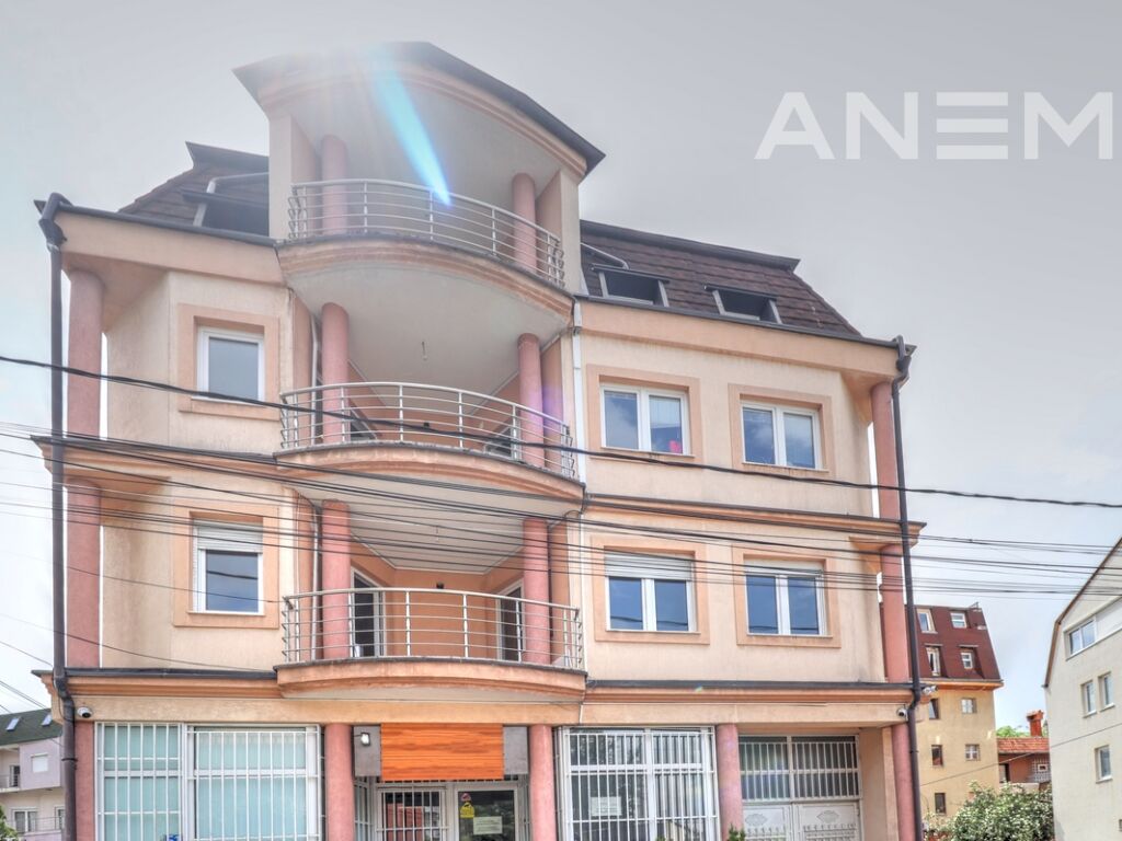 Zyre me qira 500m² në lagjen Qafa0