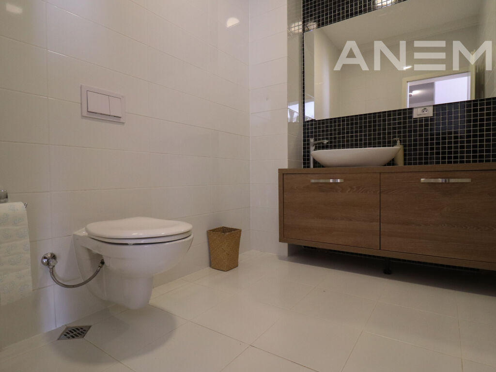 Shtëpi në shitje 174m² + 42m² në lagjen Marigona Residence