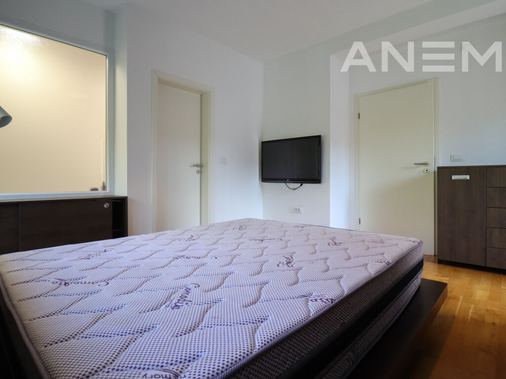 Shtëpi në shitje 174m² + 42m² në lagjen Marigona Residence