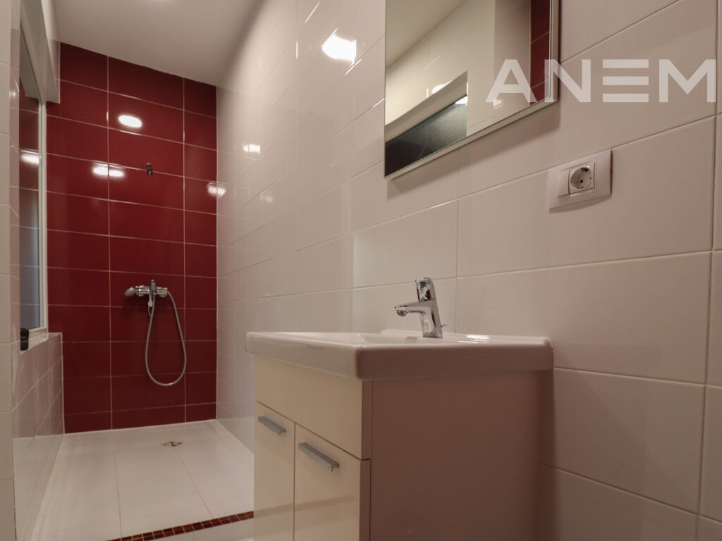 Shtëpi në shitje 174m² + 42m² në lagjen Marigona Residence