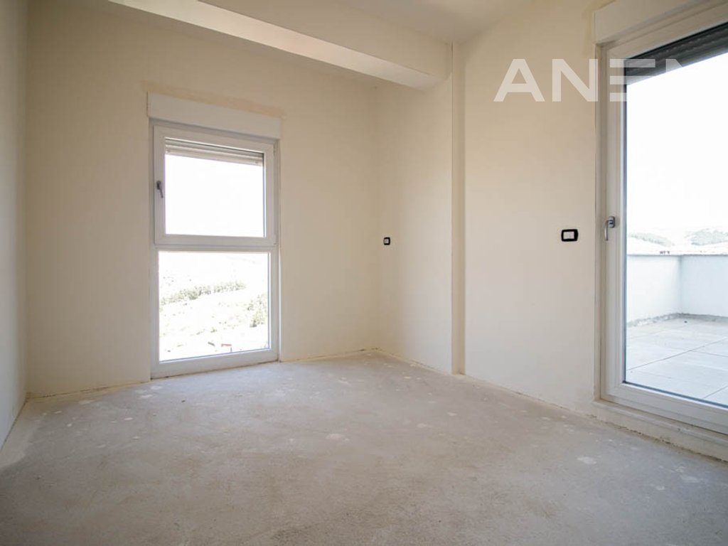 Penthouse në shitje 152m² +36.8m² tarracë në Velani