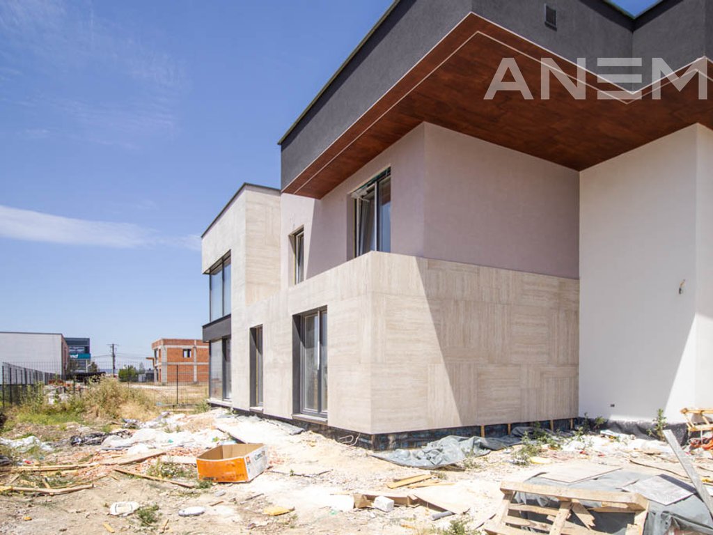 Shtëpi në shitje 240m² në Çagllavicë