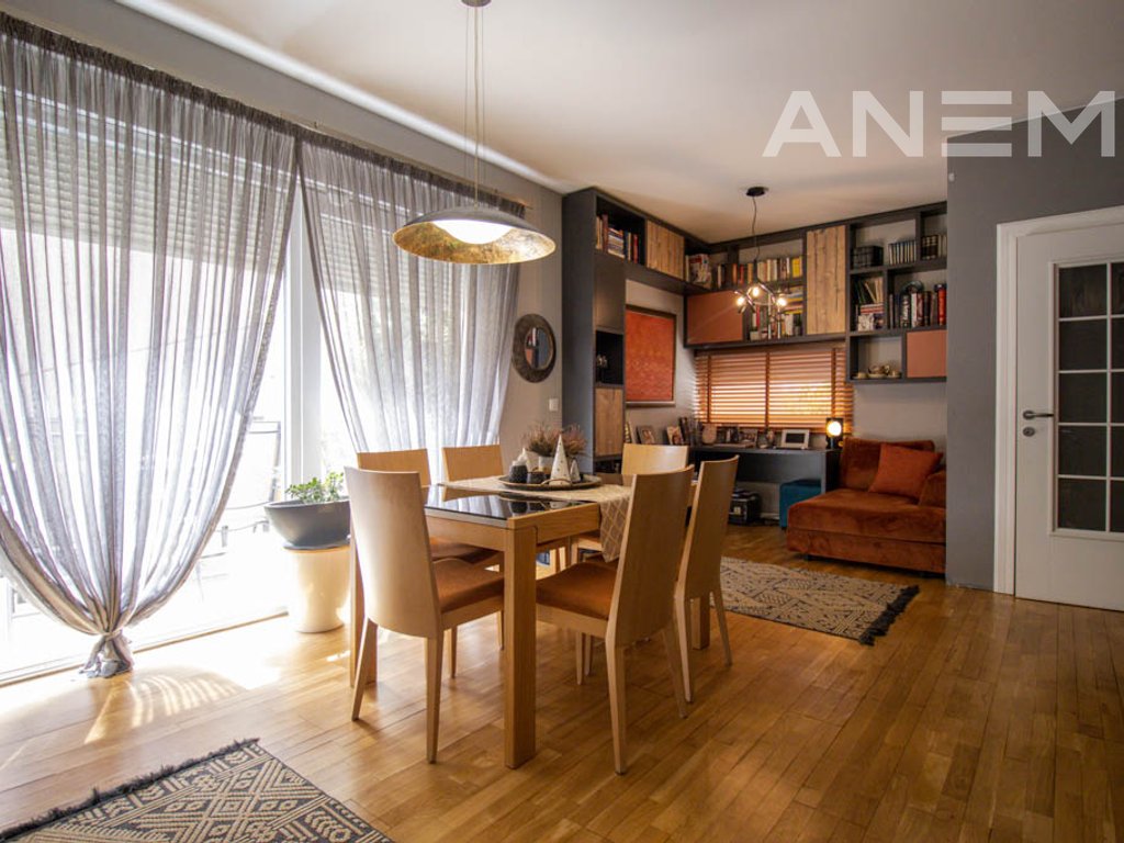 Shtëpi në shitje 202m² në lagjen Qershia