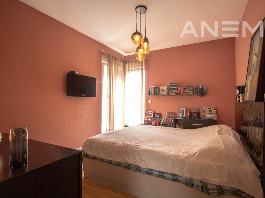 Shtëpi në shitje 202m² në lagjen Qershia