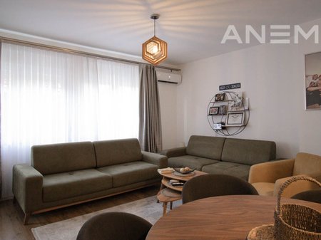 Banesë në shitje 78m² në lagjen Lakrishtë