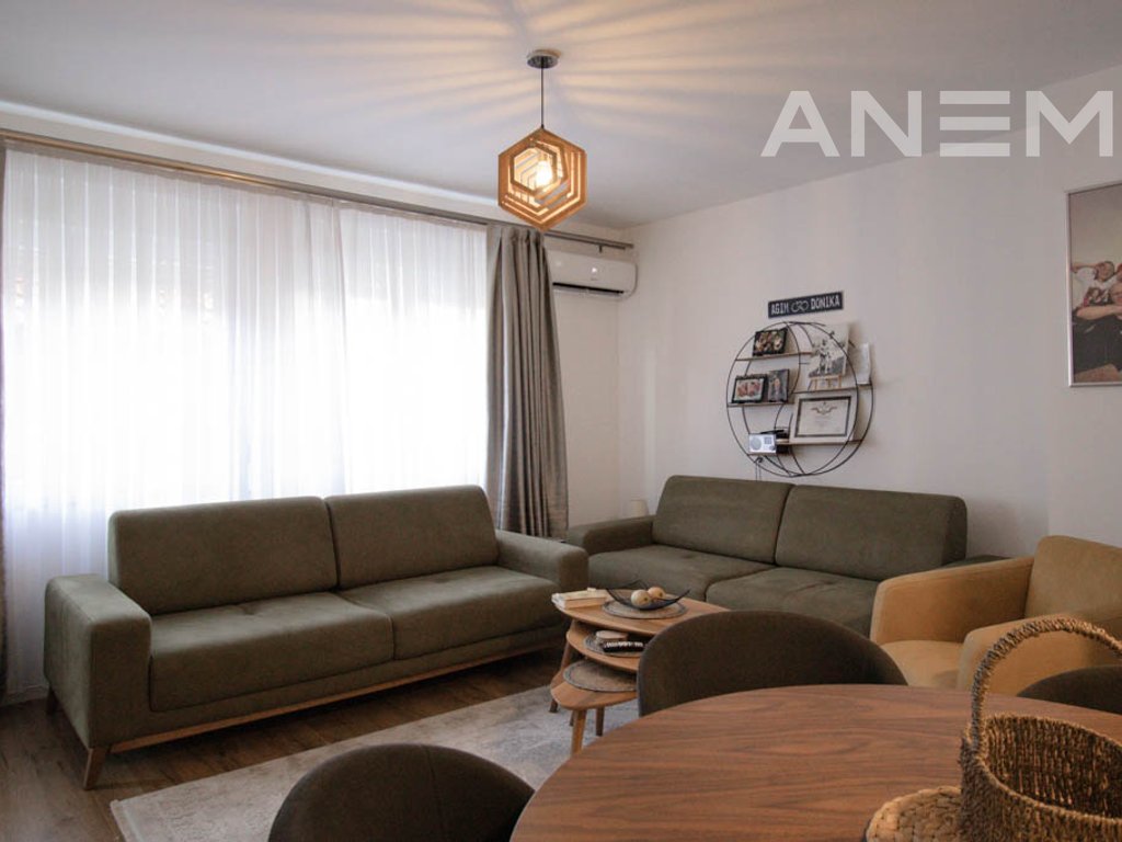 Banesë në shitje 78m² në lagjen Lakrishtë