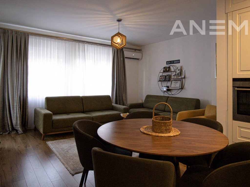 Banesë në shitje 78m² në lagjen Lakrishtë