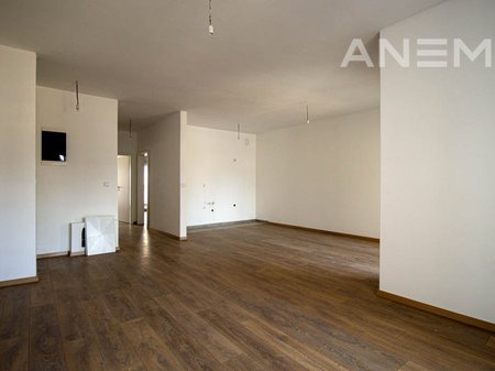 Apartment for sale 103m² in Arbëri