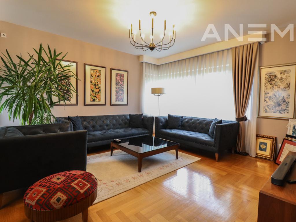 300m² house for rent in Marigona Residence