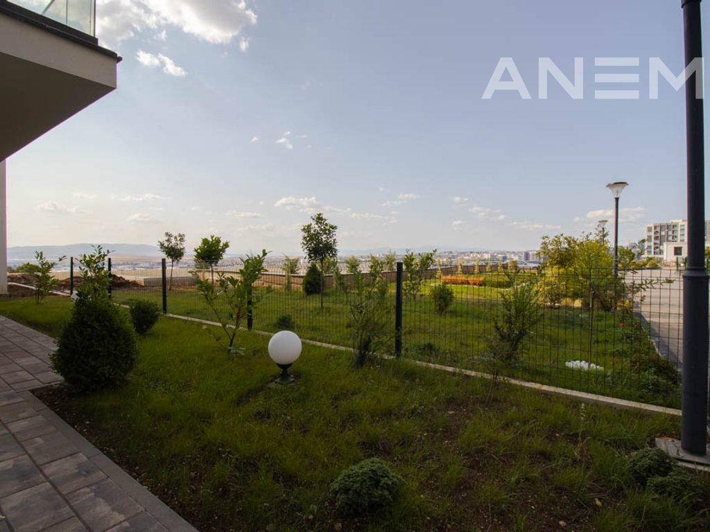 Zyre me qira me 3 hapësira pune në Veternik