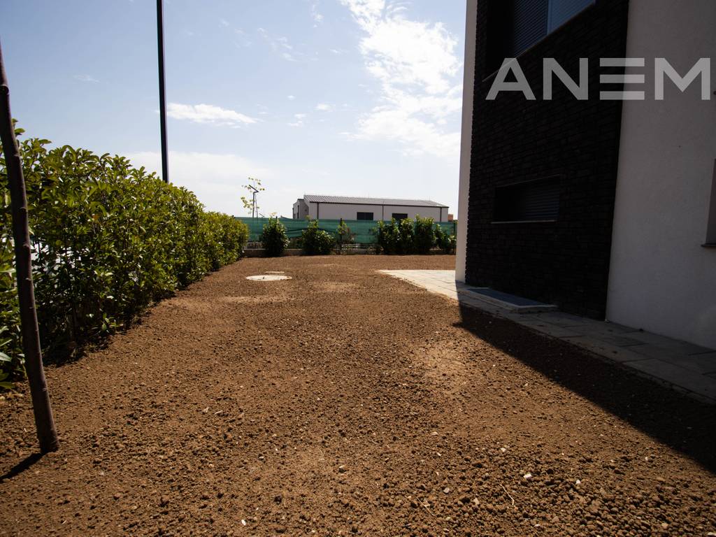 Shtëpi në shitje 190m² në Veternik