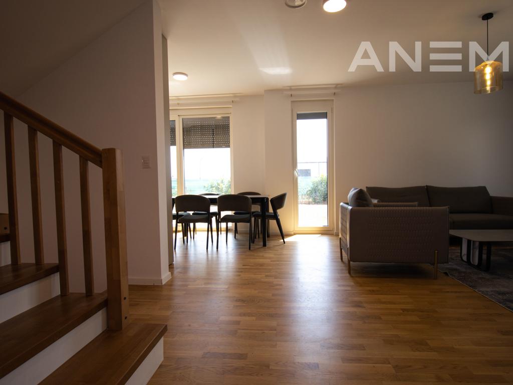 Shtëpi në shitje 190m² në Veternik