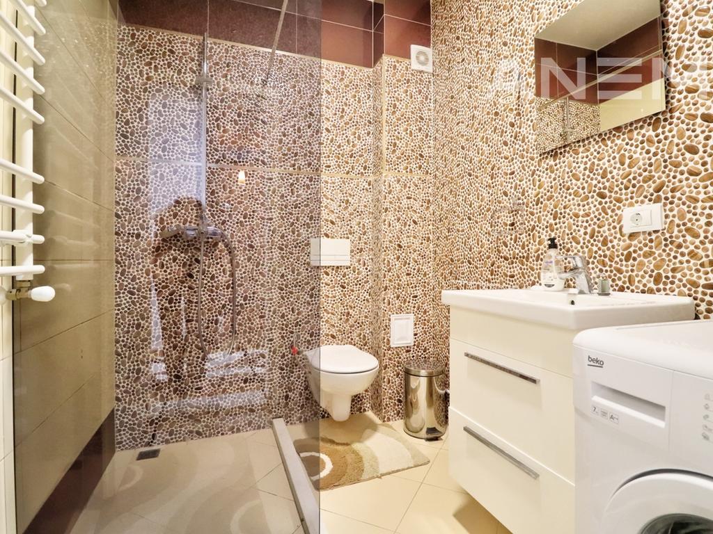 House for sale 174m² in the Marigona Residence neighborhood