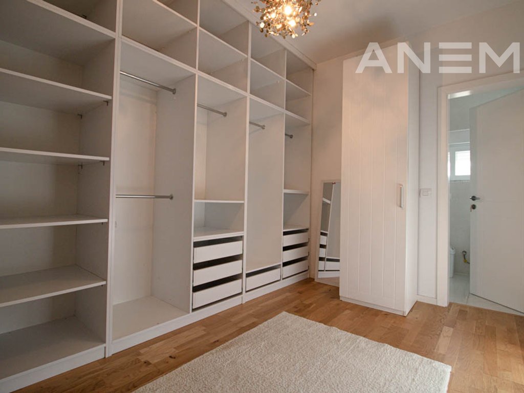3-bedroom rental house in the Qershia neighborhood