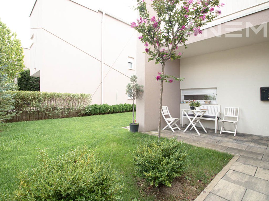3-bedroom rental house in the Qershia neighborhood