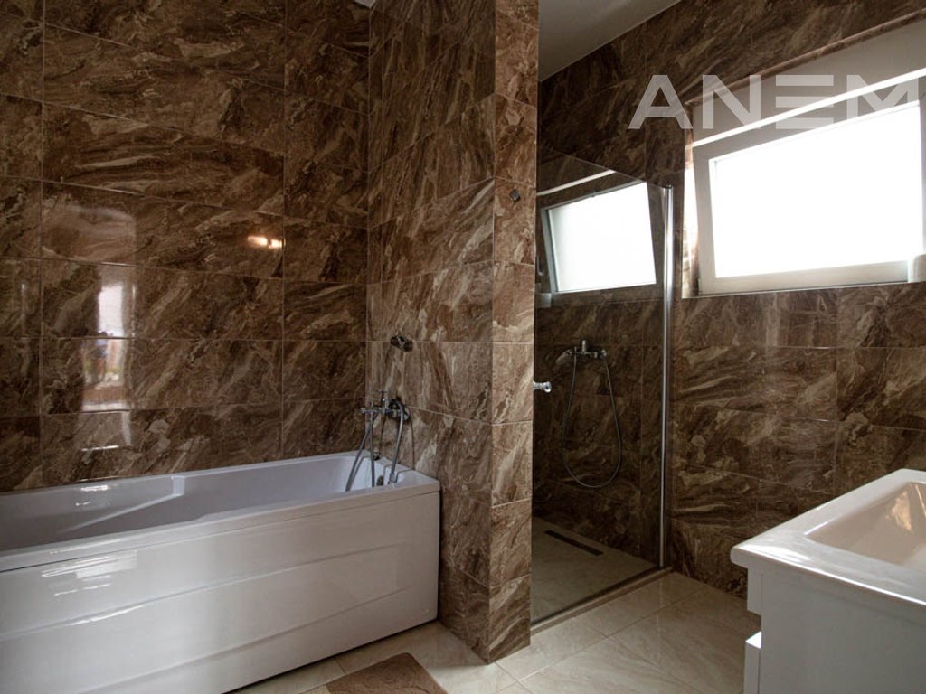House for rent 202m2 in the Qershia neighborhood