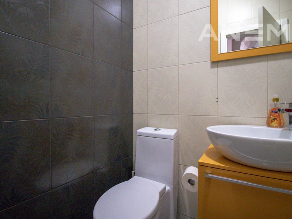 Banesë në shitje 87m² në Rrugën C