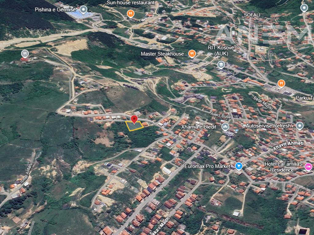 Tokë për shitje 12 ari në Rrugën Bledi