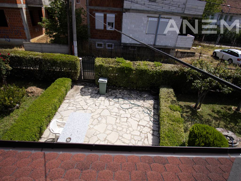 Shtëpi në shitje 200m² në Hajvali