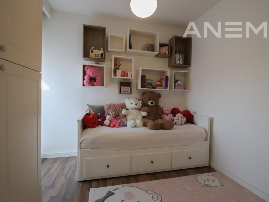 House for rent 174m² in Marigona Residence