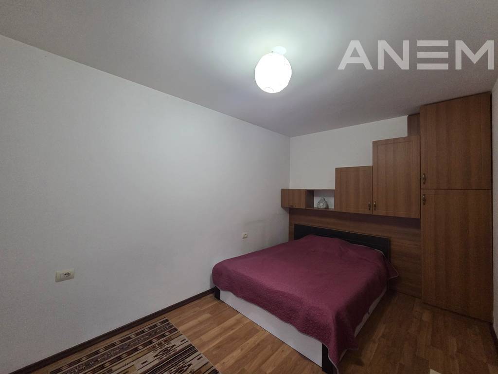 2-bedroom apartment for rent in the Center