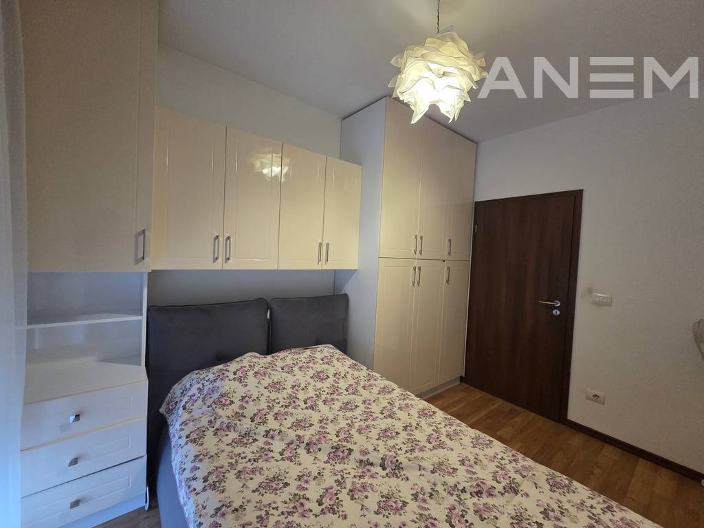 2-bedroom apartment for rent in the Center