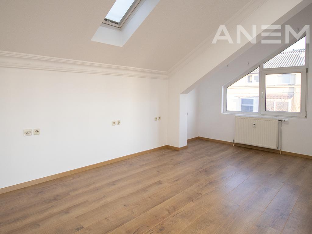 Zyre me qira me 5 hapësira pune në Qendër